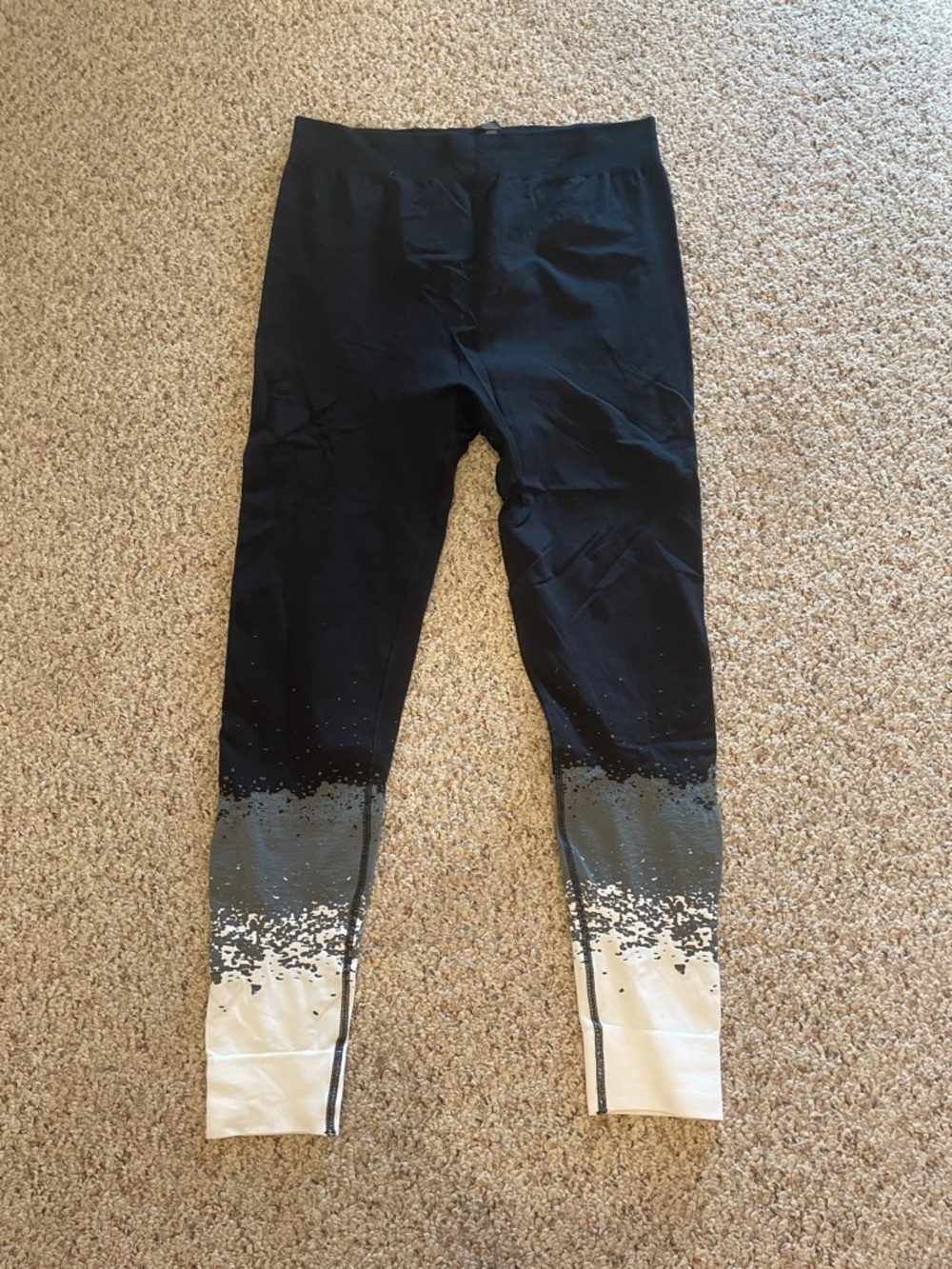 Sweaty Betty Black with Gray and White Ombre Leggings